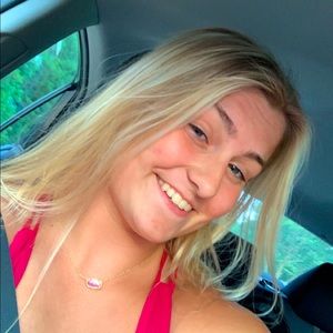 Meet your Posher, Skylar